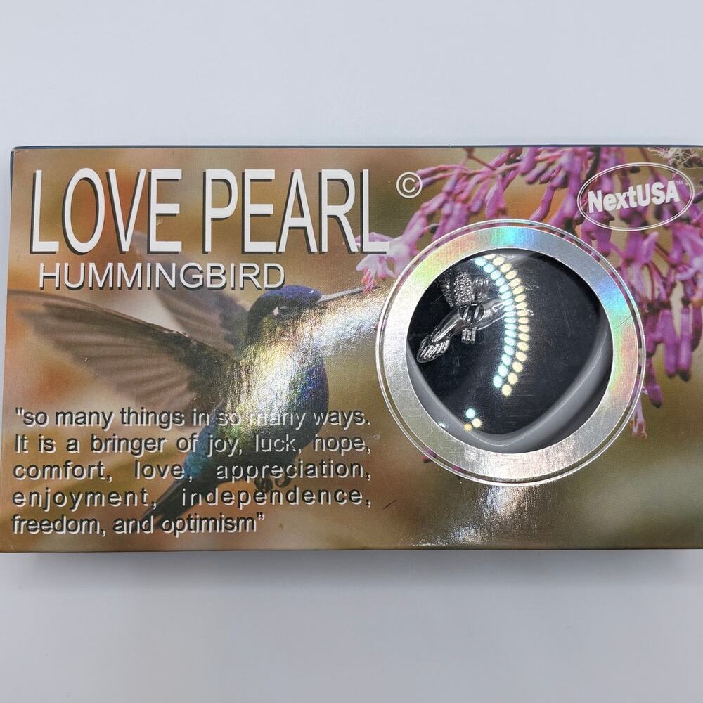 Love Pearl- Silver-tone hummingbird necklace and pearl